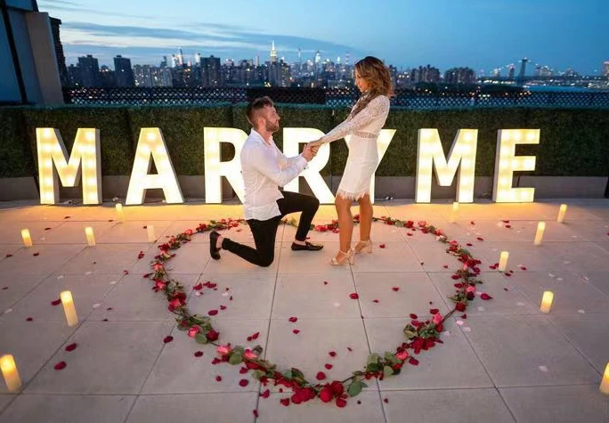 proposal heart shaped flower wreath
