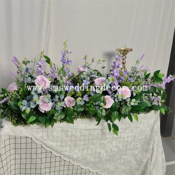 flower runner table